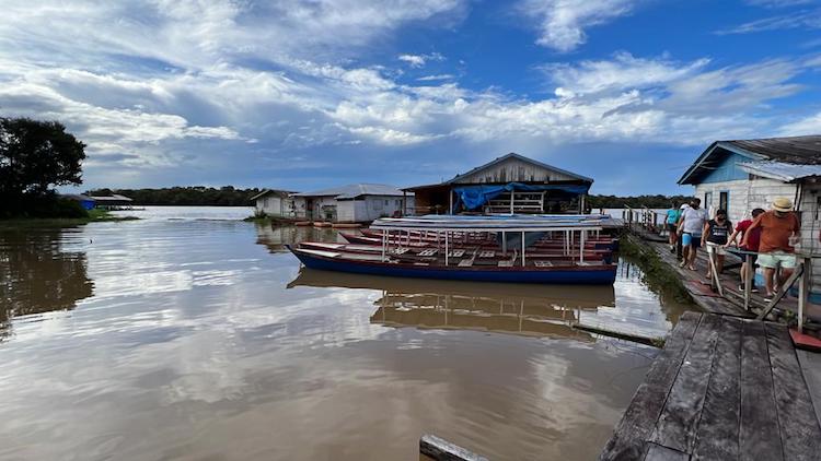 Casas flutuantes, Excursão Iberostar Heritage Grand Amazon, Amazónia, Brasil © Viaje Comigo