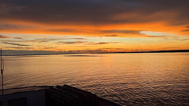 Pôr do sol no Iberostar Grand Amazon, Amazónia, Brasil