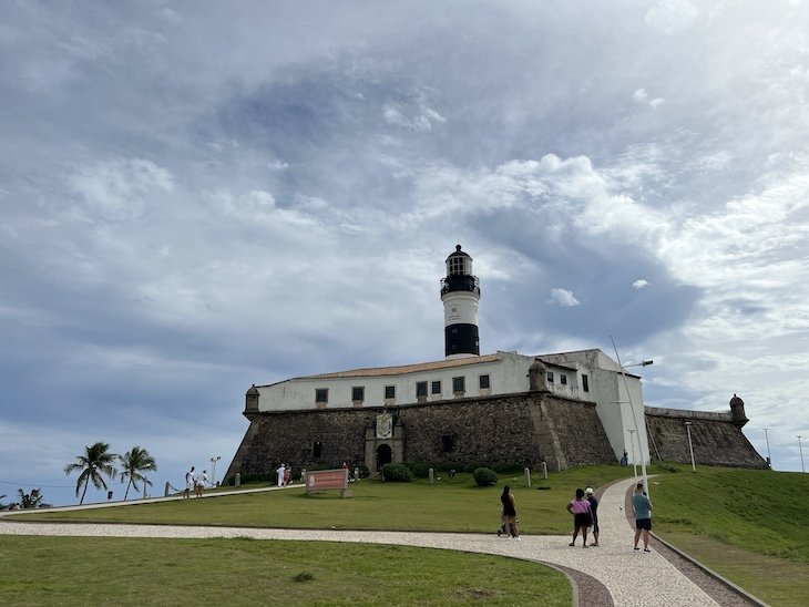 Farol da Barra - Salvador - Brasil © Viaje Comigo