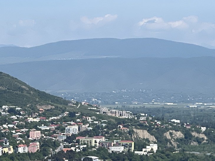 Ossetia do Sul - Vista do Mosteiro Jvari - Mtskheta - Geórgia © Viaje Comigo
