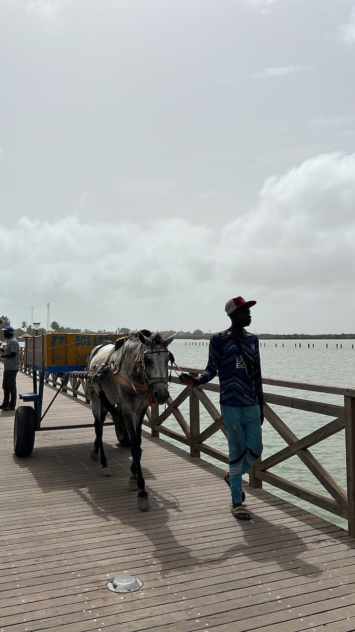 Ponte de Fadiouth - Ilha das Conchas - Senegal © Viaje Comigo