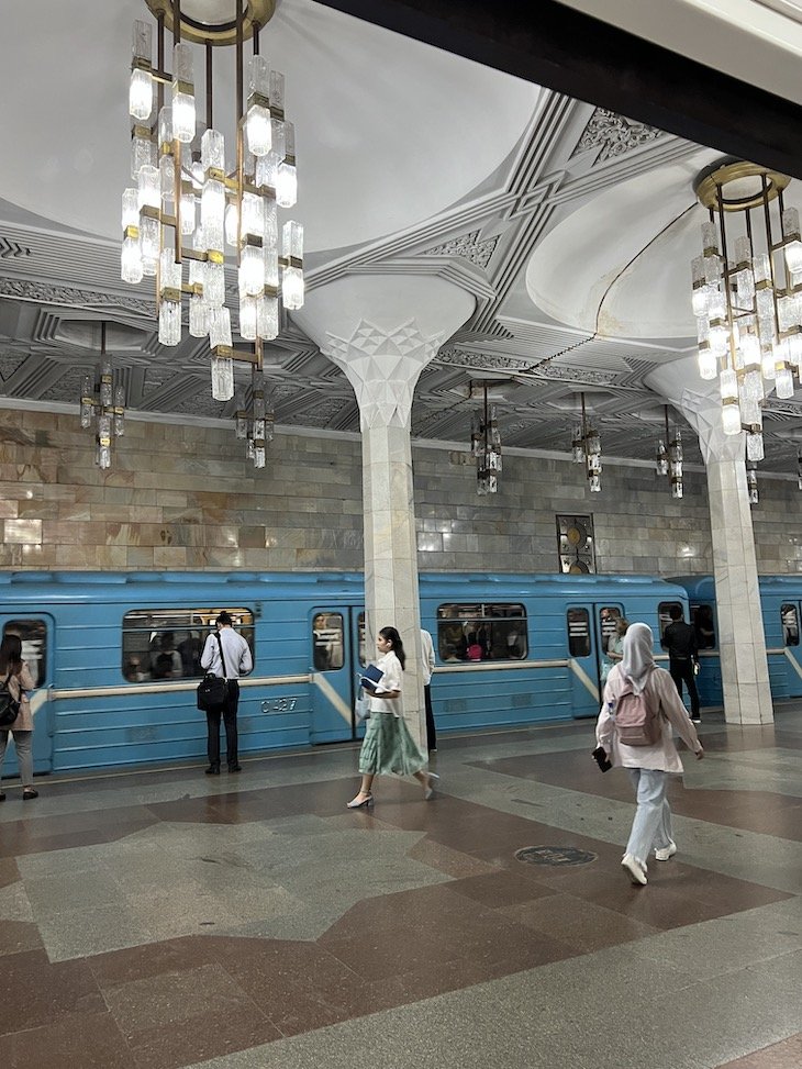 Mustakili Maydoni - Estação de Metro de Tashkent - Uzbequistão © Viaje Comigo