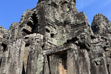 Susana Ribeiro em Angkor Wat - Siem Reap - Camboja © Viaje Comigo