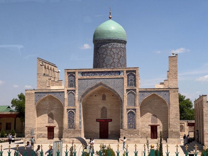 Complexo Qosim Shaikh Azizon (Kosim Sheik) - Navoi - Uzbequistao © Viaje Comigo