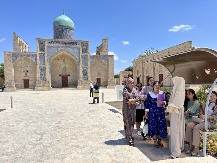 Complexo Qosim Shaikh Azizon (Kosim Sheik) - Navoi - Uzbequistao © Viaje Comigo