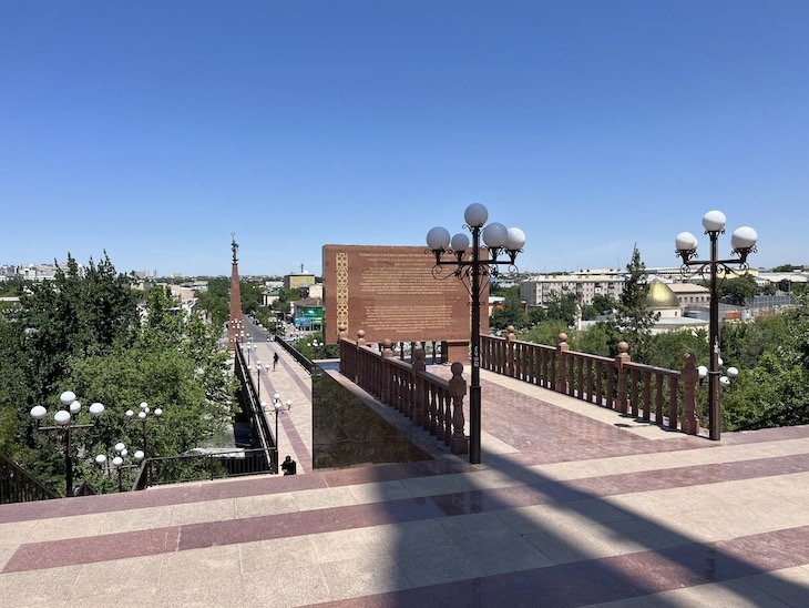 Parque da Independência - Independence Park - Shymkent - Cazaquistão © Viaje Comigo