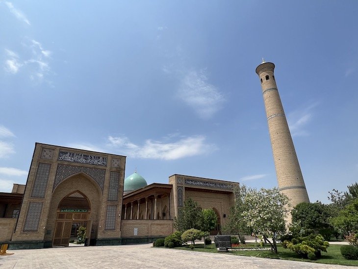 Complexo Khast-Imam - Tashkent - Uzbequistao © Viaje Comigo