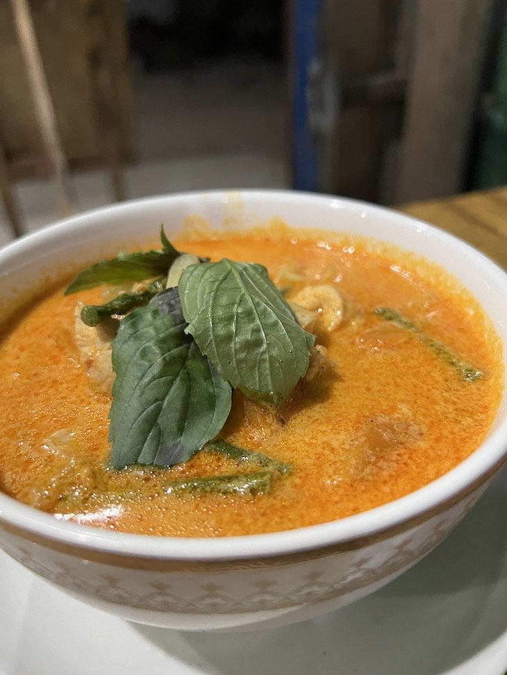 Sopa picante - Koh Rong - Camboja © Viaje Comigo