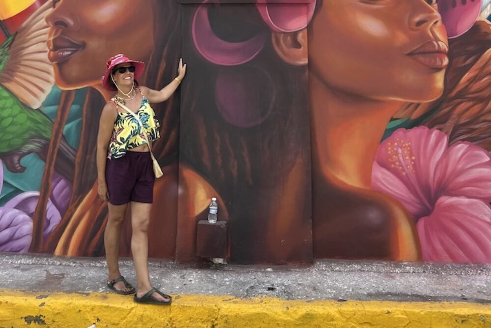 Susana Ribeiro - Kingston grafitis - Jamaica © Viaje Comigo