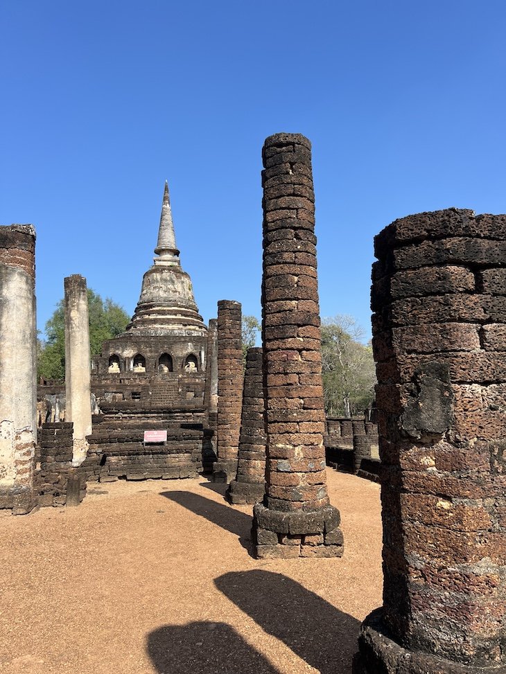 Wat Chang Lom - Sukhothai - Tailandia © Viaje Comigo