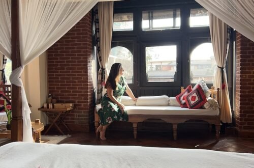 Susana Ribeiro no Dwarika's Hotel - Catmandu - Nepal © Viaje Comig