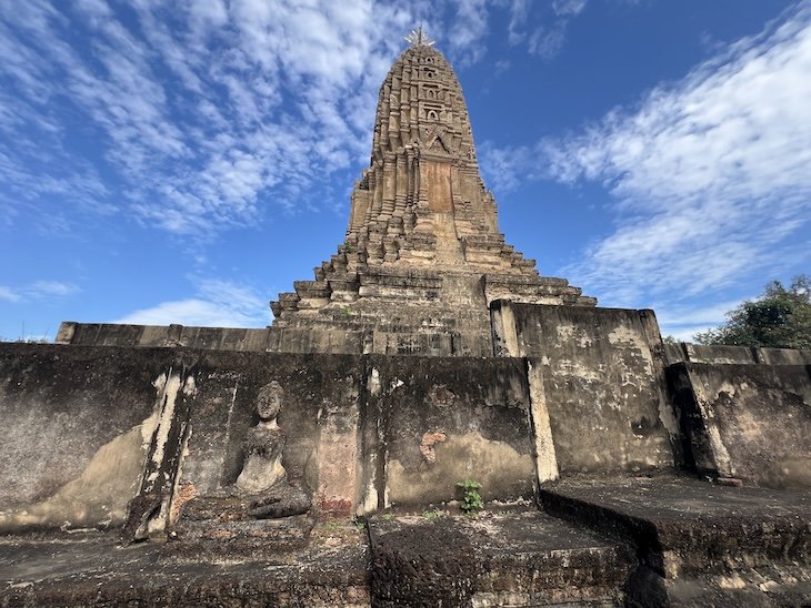 Wat Phra Sri Rattana Mahathat Chaliang - Si Satchanalai - Tailandia © Viaje Comigo