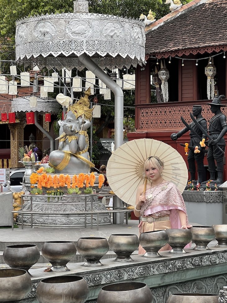 Templo de Prata - Wat Srisuphan - Chiang Mai - Tailândia © Viaje Comigo