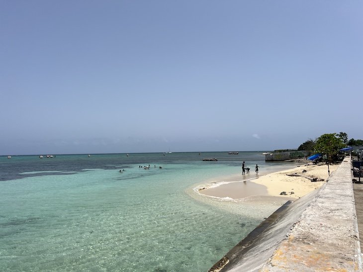Praia Dead End Beach - Montego Bay - Jamaica © Viaje Comigo