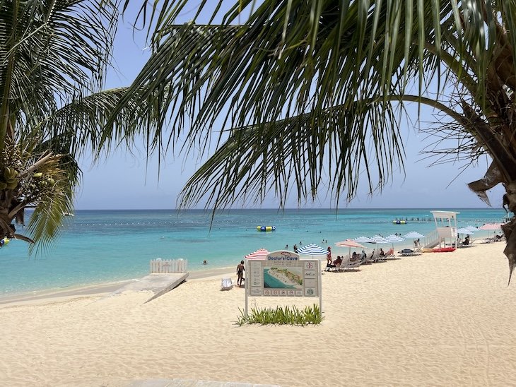 Doctor's Cave Beach - Montego Bay - Jamaica © Viaje Comigo
