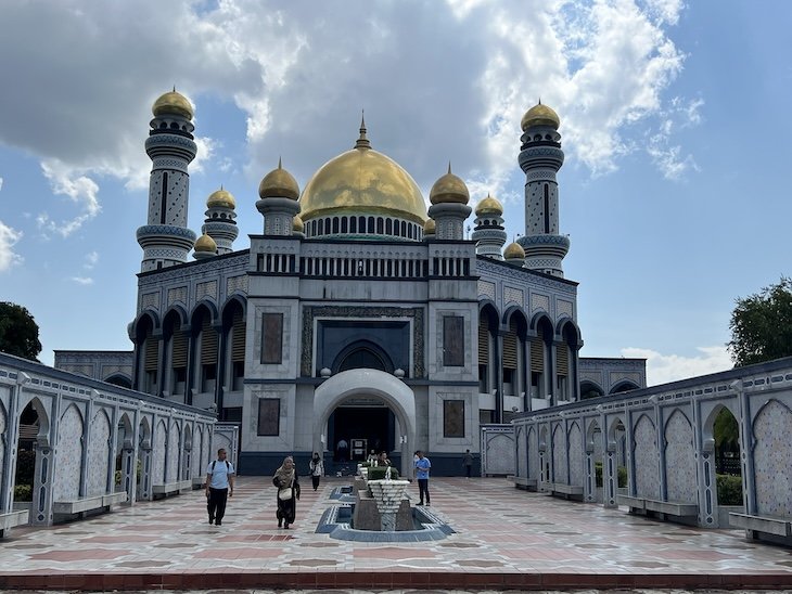 Jame'Asr Hassanil Bolkiah Mosque - Bandar Seri Begawan - Brunei © Viaje Comigo