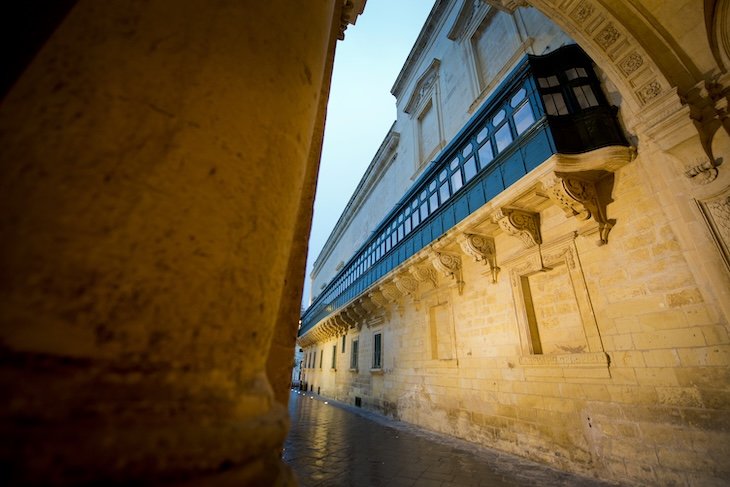 Image by Rene Rossignaud- www.rossignaud.com