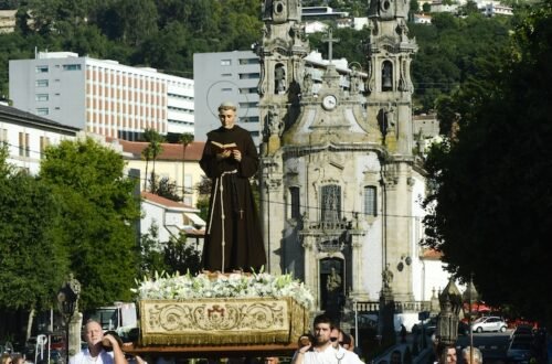 Majestosa Procissão de S. Gualter