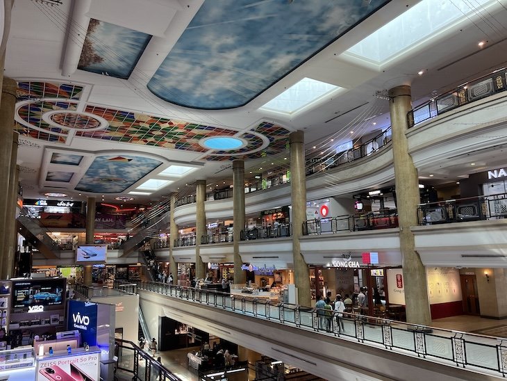 Shopping Mall Gadong - Bandar Seri Begawan - Brunei © Viaje Comigo