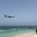 Avião em Dead End Beach - Jamaica © Viaje Comigo