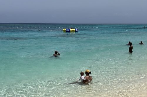 Doctor's Cave Beach - Jamaica © Viaje Comigo
