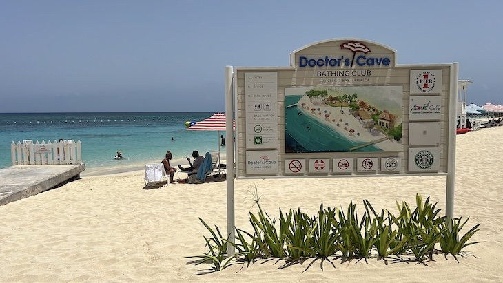 Doctor's Cave Beach - Montego Bay - Jamaica © Viaje Comigo