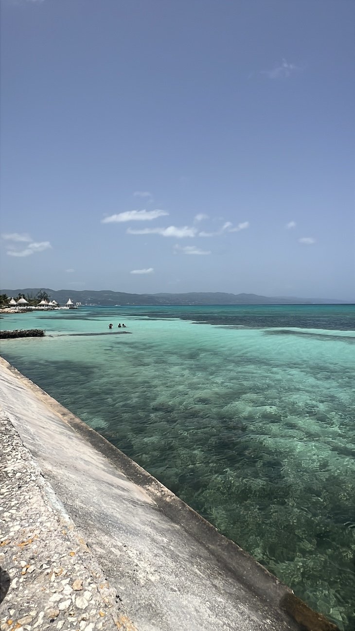 Praia Dead End Beach - Montego Bay - Jamaica © Viaje Comigo