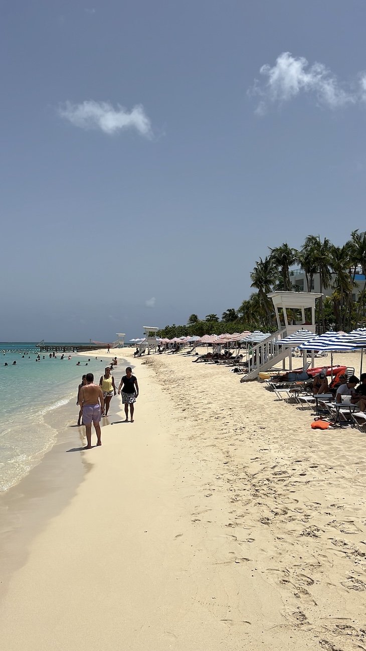 Doctor's Cave Beach - Montego Bay - Jamaica © Viaje Comigo