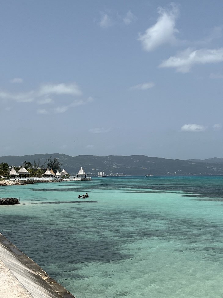 Dead End Beach - Montego Bay - Jamaica © Viaje Comigo