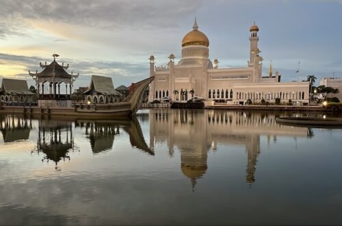 Mesquita Omar Ali Saifuddien - Bandar Seri Begawan - Brunei © Viaje Comigo