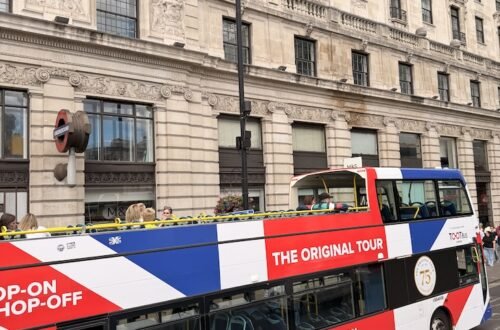 The original Tour Bus Hop On Hop Off - Londres © Viaje Comigo