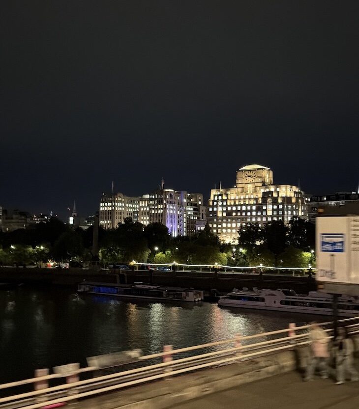 The Original London by Night Tour - Bus Hop On Hop Off - Londres © Viaje Comigo