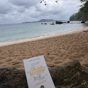 Livro Viajar Sozinha - São Tome - vista Ilhéu das Rolas © Viaje Comigo